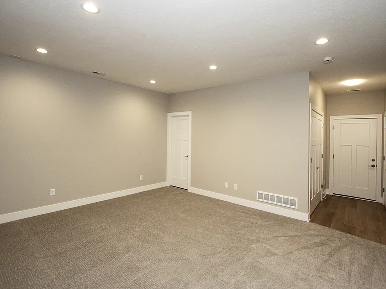 4105 J St — Photo 26