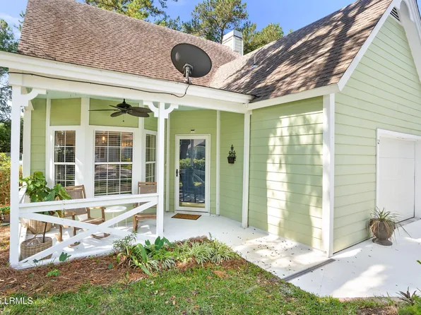 12 Mariners Court, Port Royal, SC 29935