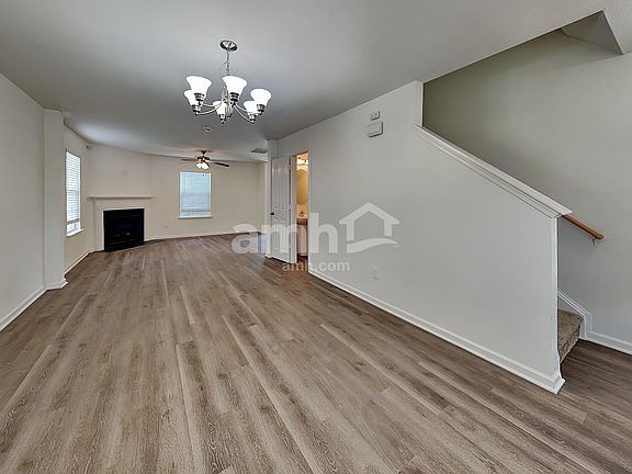 5th image of 1882 Woodstone Dr