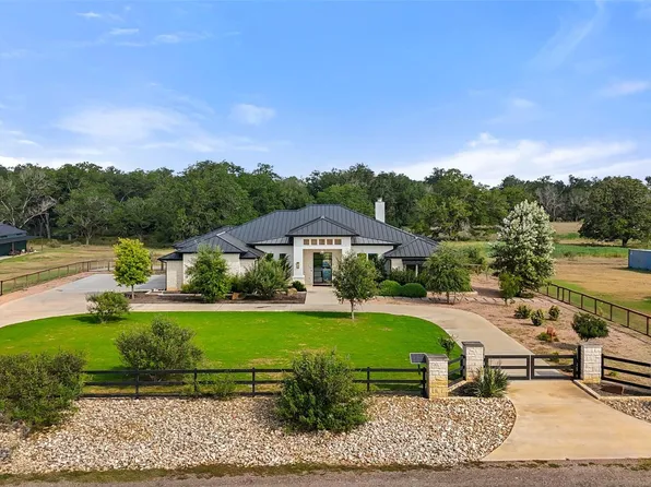 212 Doc Bryson Ln, Bastrop, TX 78602