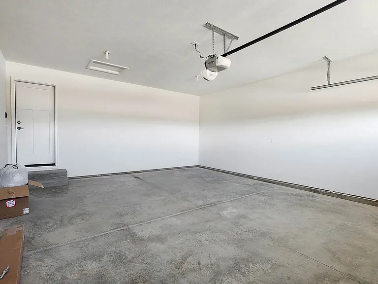 2503 Treeline Dr — Photo 32