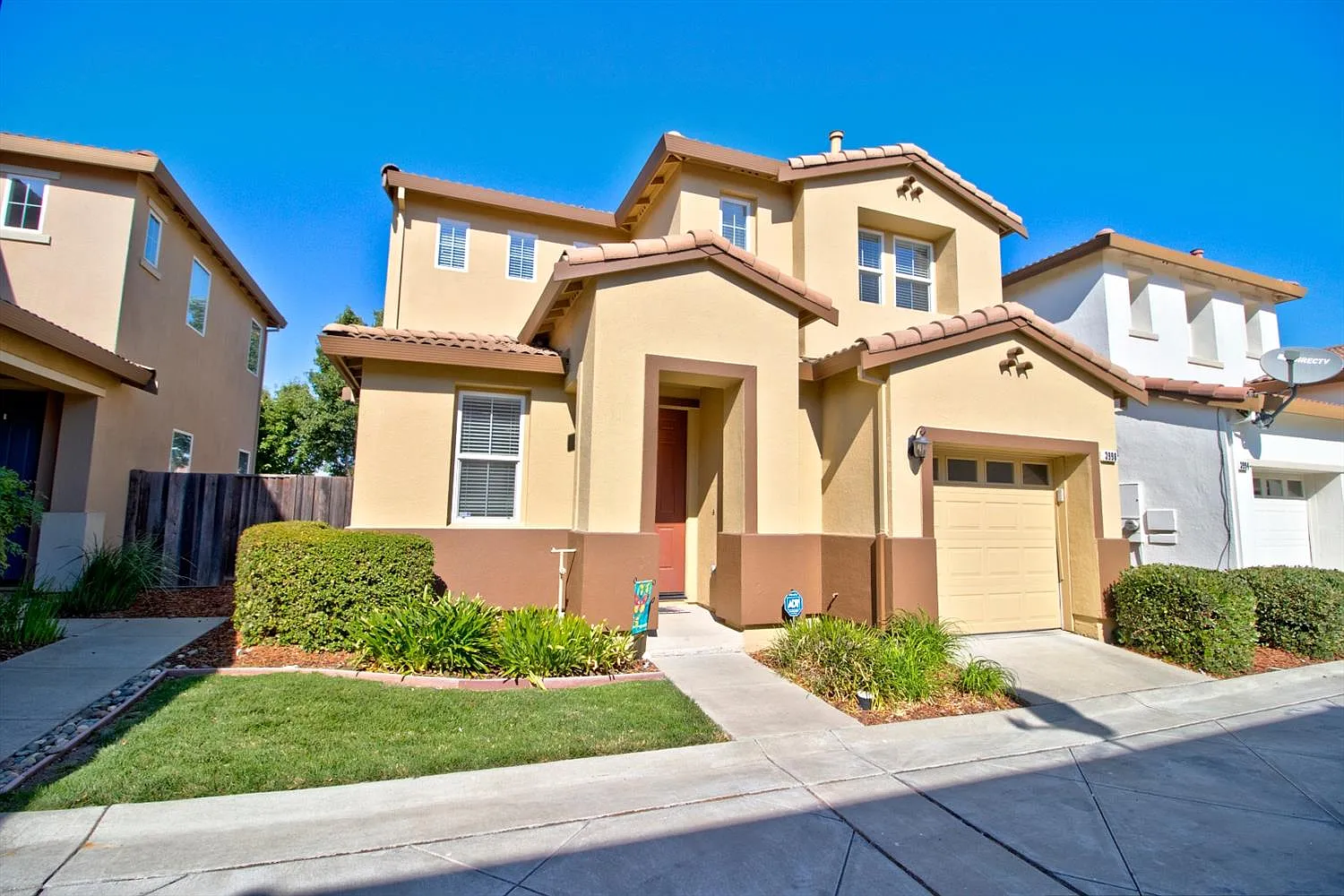 3998 Martis St photo 1