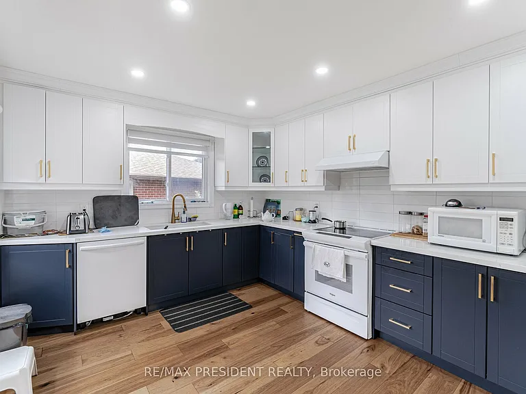 13 Panorama Cres — Photo 14