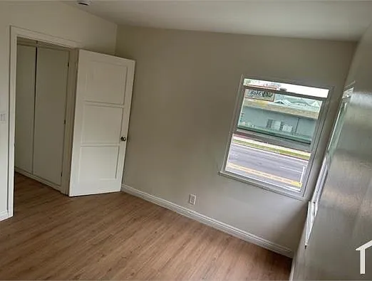 7325 S Normandie Ave — Photo 8
