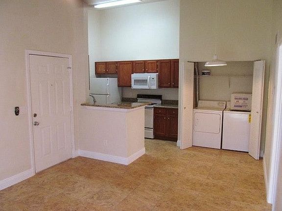 5th image of 709 Secret Harbor Ln Unit 113