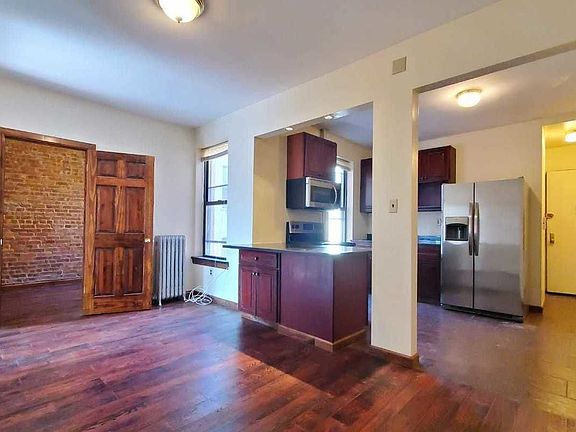 2nd image of 502 W 135th St #5E