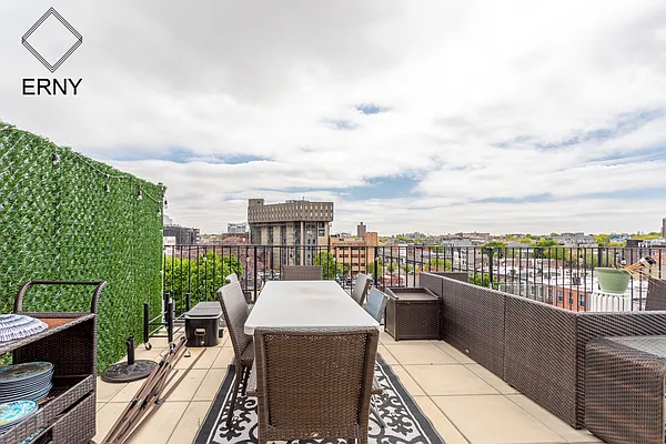 Rented by ERNY LLC | media 4