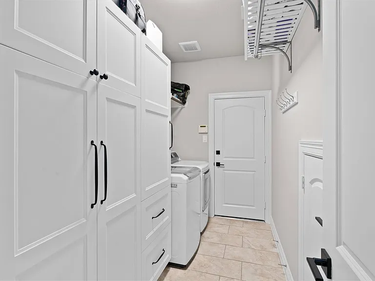 27121 Holtwood Grove Rd — Photo 25