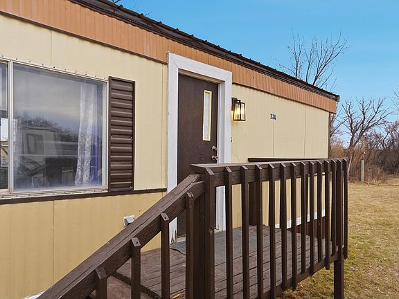 3rd image of 19036 Helmer Rd