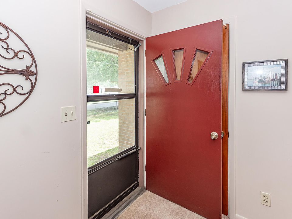 7533 Tedder St, North Charleston, SC 29420 | MLS #25019775 | Zillow