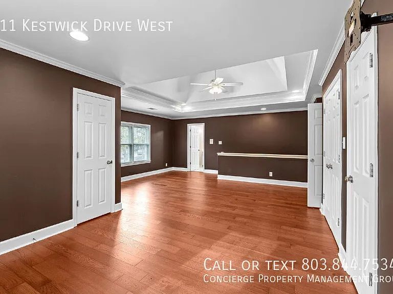 211 Kestwick Dr W — Photo 43