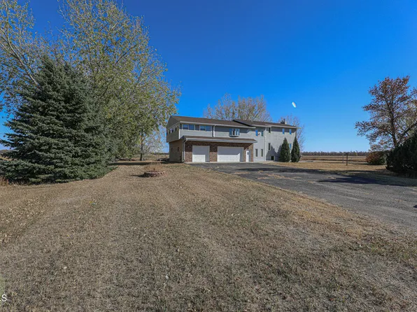 3715 S Washington St, Bismarck, ND 58504