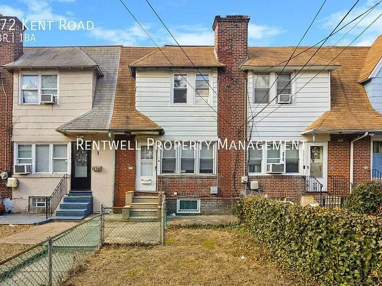 272 Kent Rd — Photo 1
