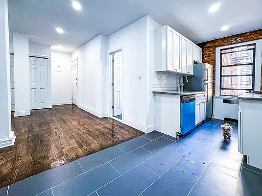 Rented by Voro New York | media 19