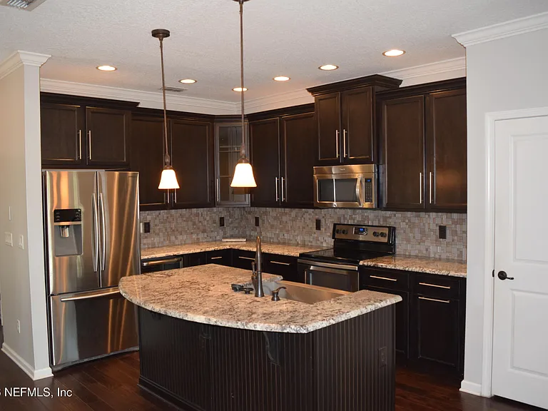 247 Amistad Dr — Photo 7