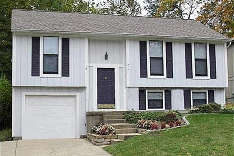 1st image of 7171 Honeywood Ct