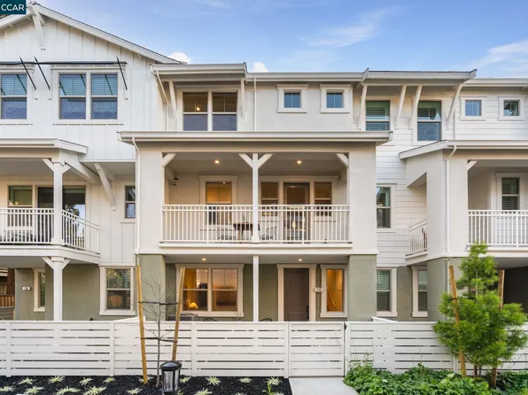 210 Oak Cir, Walnut Creek, CA 94597