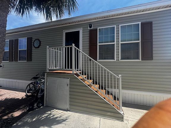 3rd image of 206 Tercero Ln