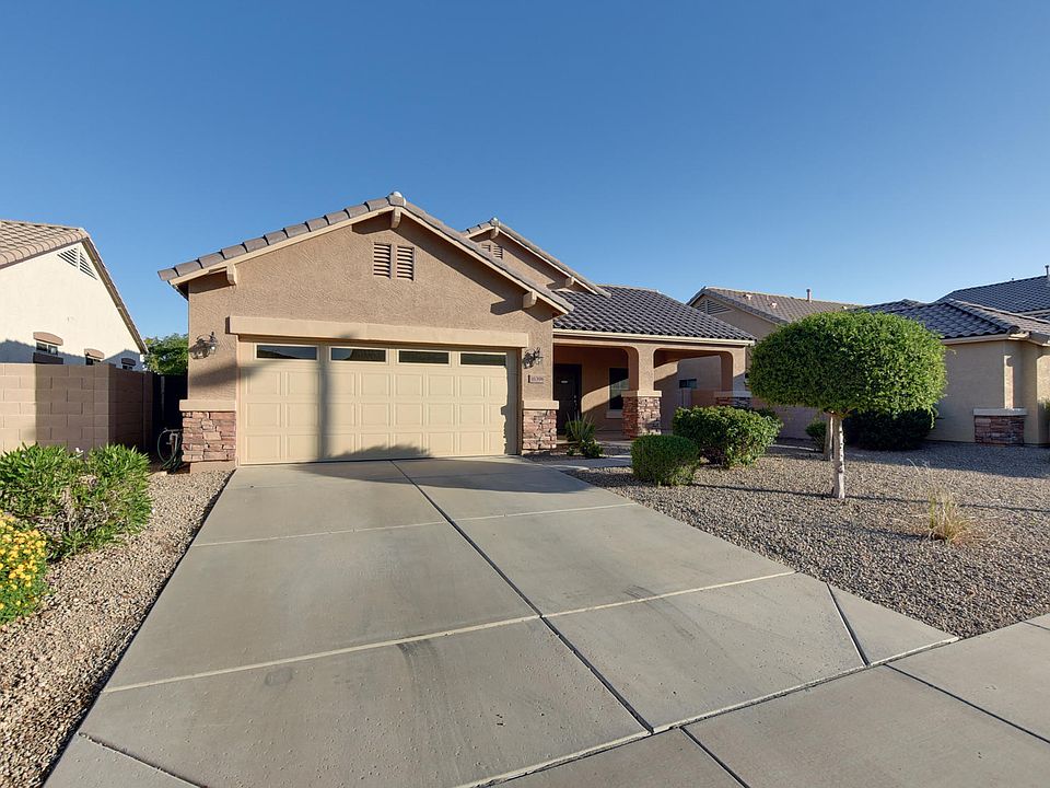 1st image of 16396 W Canterbury Dr