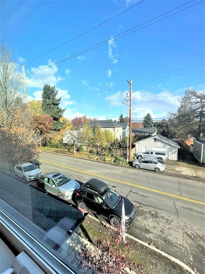 17se2 Valerie2  — Photo 2