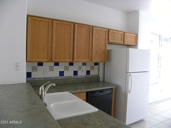4th image of 14205 W Weldon Ave