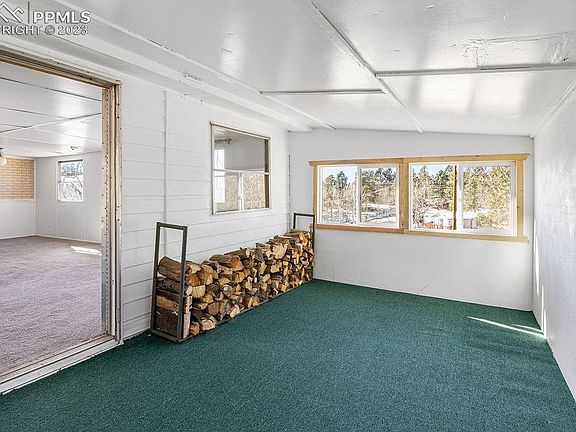 2nd image of 374 Fern Rd