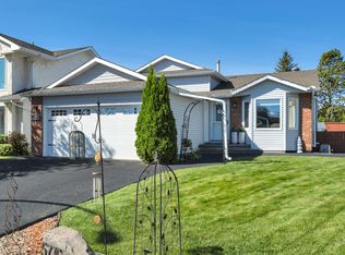 5735 152a Ave NW, Edmonton, AB T5A 4X7