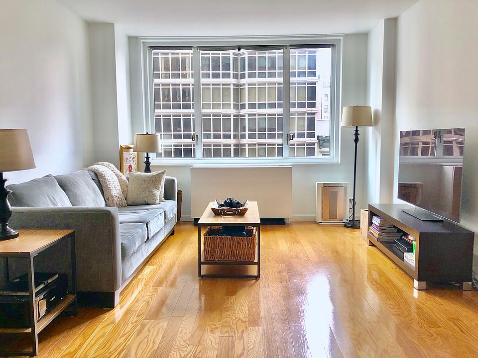 1st image of 245 E 54th St APT 5H