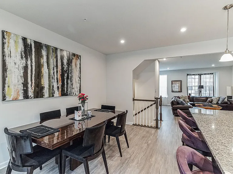 265 Compass Dr — Photo 5
