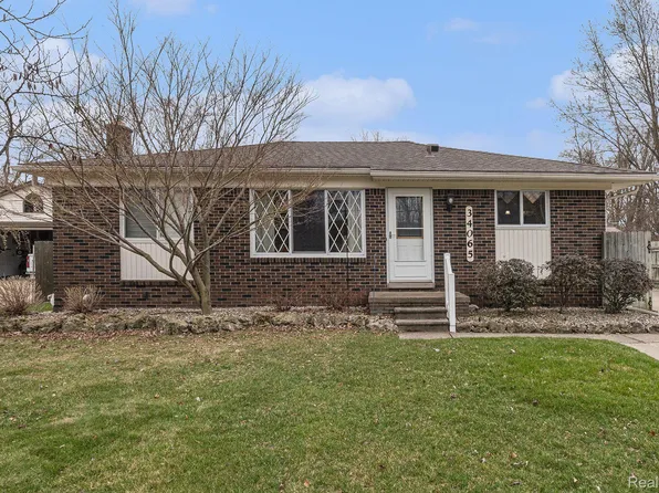 34065 Orangelawn St, Livonia, MI 48150