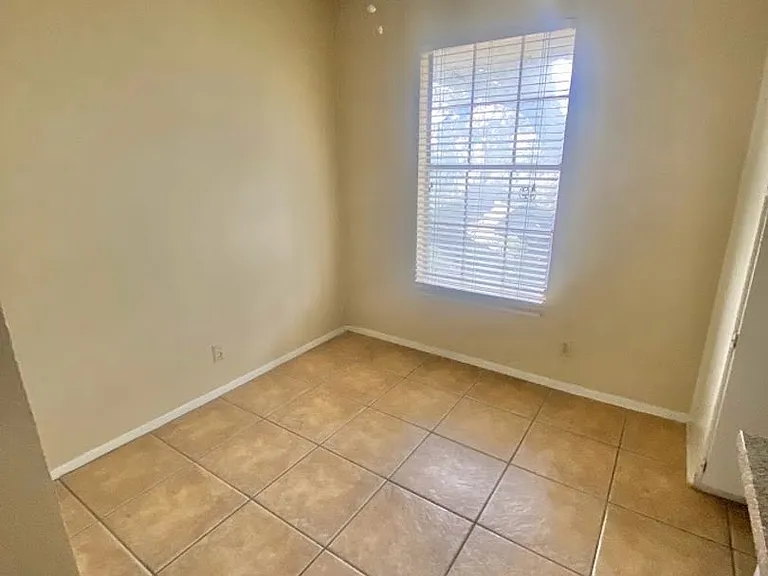 910 Duncan Ln #61 — Photo 7