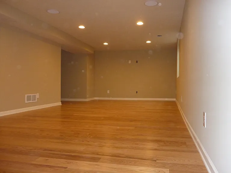 2915 Sunset Blvd #1 — Photo 16