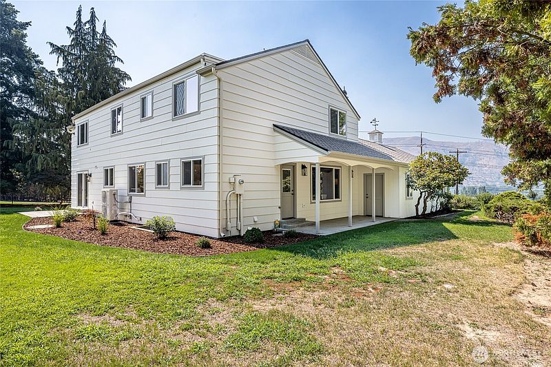 5th image of 2328 Easy Street