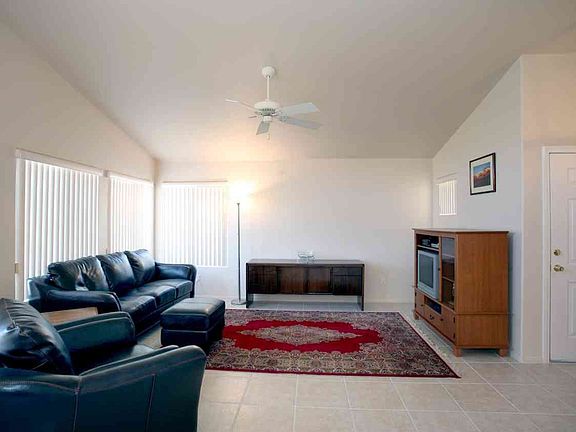 2nd image of 8304 Fame Ave