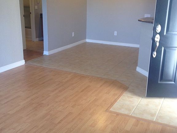 3rd image of 78650 Avenue 42 APT 606