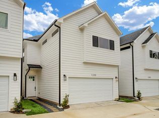 1226 McNeil St, Houston, TX 77009