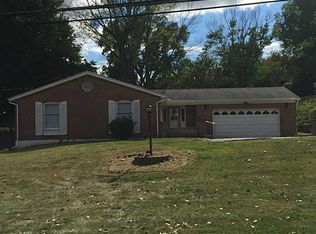 2765 Redwood Dr, Springfield, OH 45504