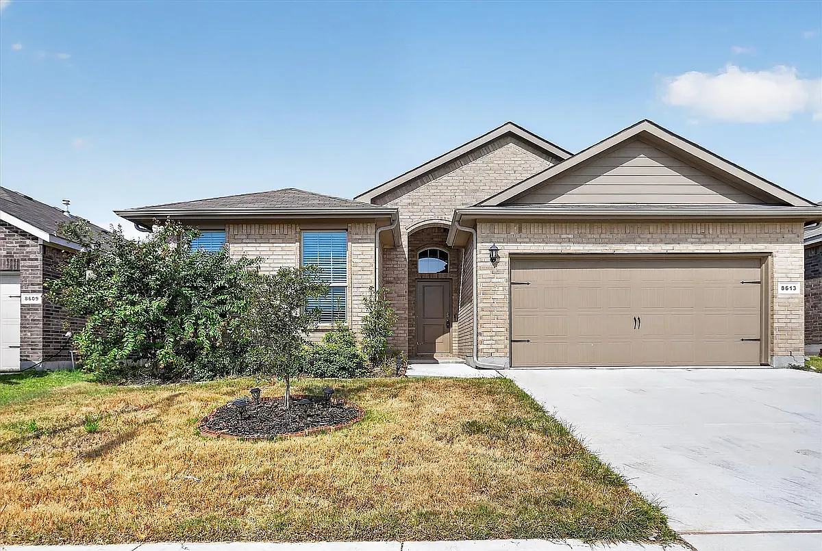 8613 Wildwest Dr — Photo 1