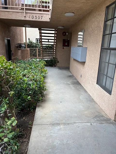 1 bed, 643 sqft, $1,795 — Photo 2