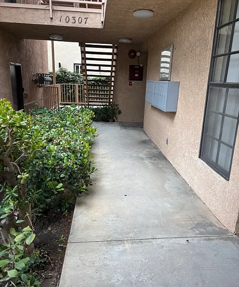 10307 Mount Gleason Ave #103 — Photo 2