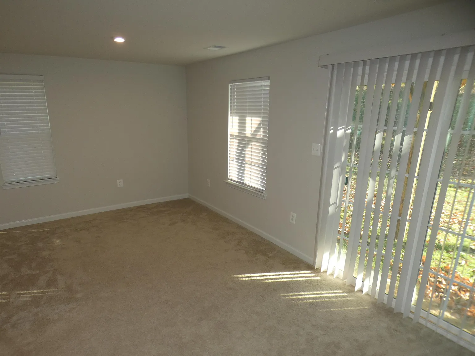 6304 Crittenden Lane - 1 — Photo 3