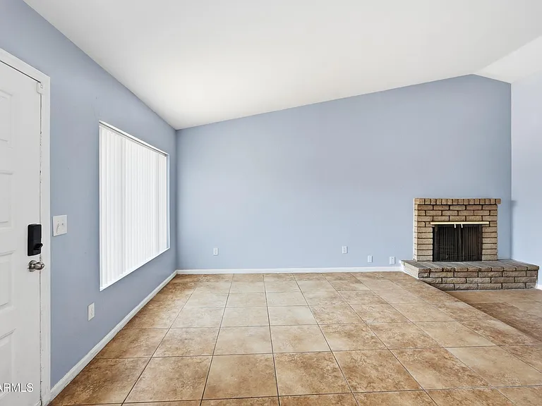 126 W Loma Vista Dr #101 — Photo 11