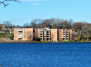 932 Wanaao Rd, Kailua, HI 96734