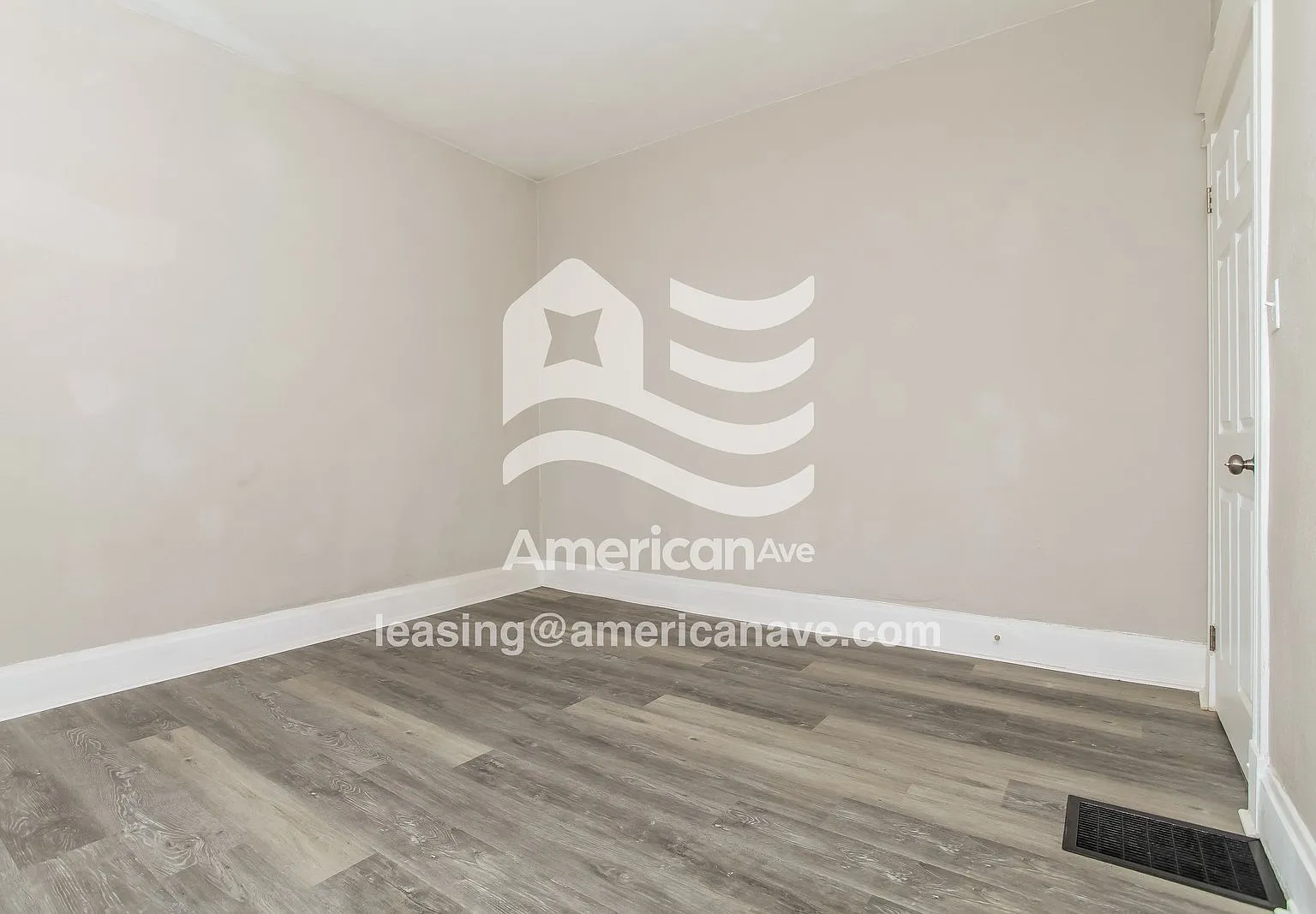 3 bed, 1.0 bath, 1128 sqft, $1,365 — Photo 4