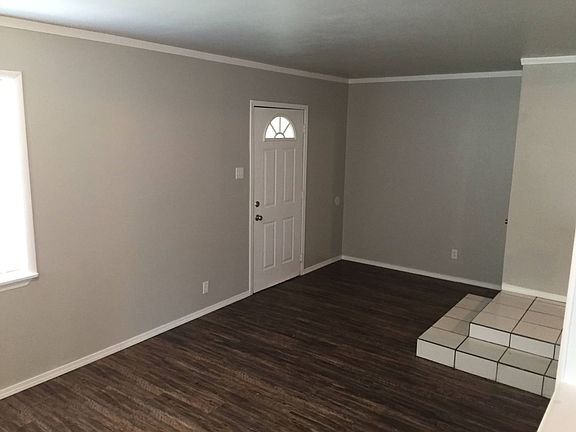 5th image of 3324 SW 42nd St