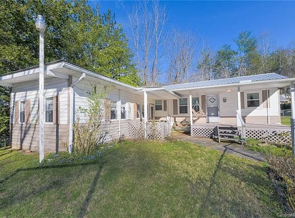2nd image of 101 Marretta Ln