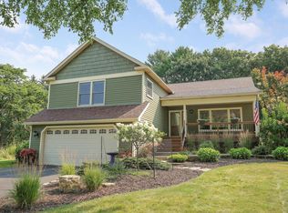 5250 Anderlie Ln, White Bear Township, MN 55110