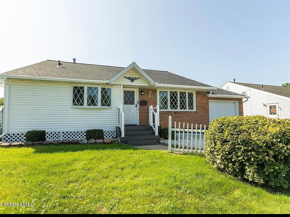 1st image of 30 Nelson Ave