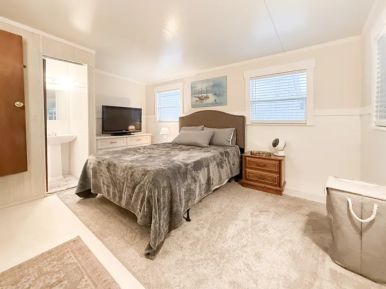 37039 Karen Ave — Photo 7