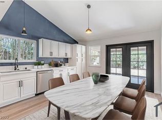 3904 Stormcrest Dr, Las Vegas, NV 89107